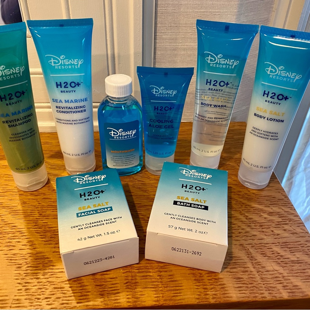 Disney H2O+ Toiletries Mega Bundle